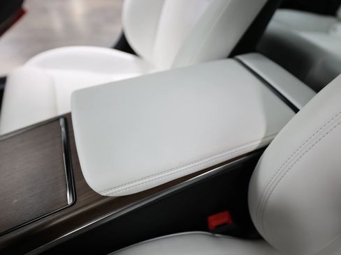 Used 2022 Tesla Model S Standard Range AWD/4WD image 33