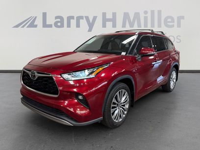 Used 2022 Toyota Highlander Platinum