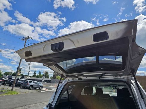 Used 2014 Toyota 4Runner SR5 AWD/4WD image 11