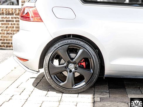 Used 2015 Volkswagen GTI S image 11