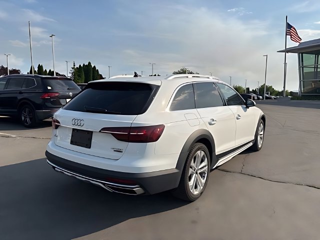 Used 2023 Audi A4 2.0T allroad Premium AWD/4WD image 4