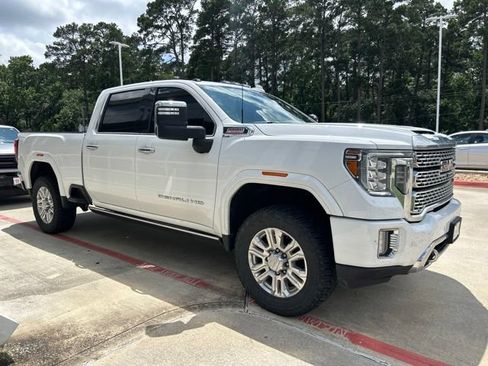 Used 2022 GMC Sierra 2500 Denali w/ Denali Ultimate Package AWD/4WD image 2