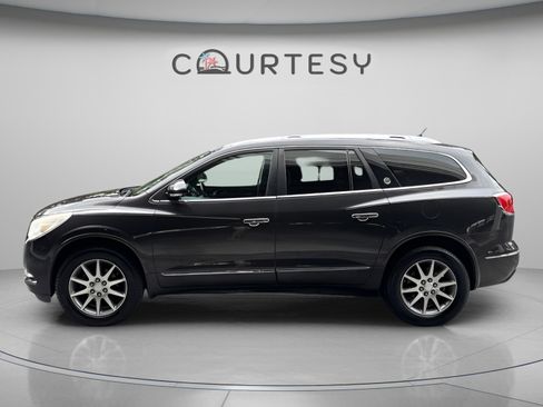 Used 2013 Buick Enclave Leather FWD image 4