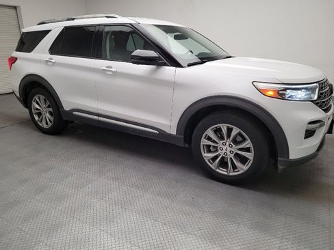 Used 2021 Ford Explorer Limited w/ Equipment Group 301A AWD/4WD image 11