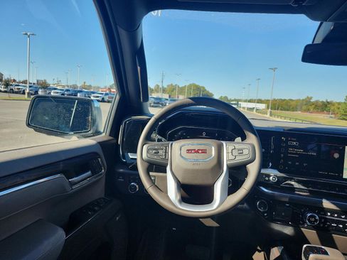 New 2026 GMC Sierra 1500 SLT w/ SLT Premium Plus Package image 13