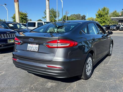 Used 2020 Ford Fusion S FWD image 3
