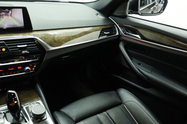 Used 2019 BMW 540i RWD image 26