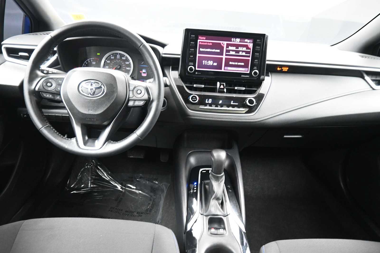 Used 2022 Toyota Corolla SE w/ SE Premium Package FWD image 19