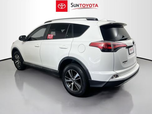 Used 2016 Toyota RAV4 XLE FWD image 6