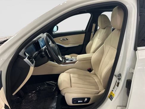 Used 2021 BMW 330e w/ Convenience Package RWD image 11