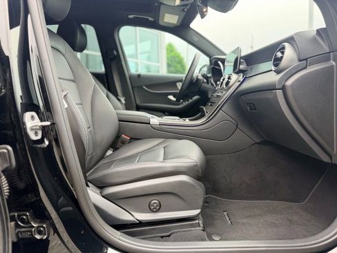 Used 2022 Mercedes-Benz GLC 300 4MATIC image 19