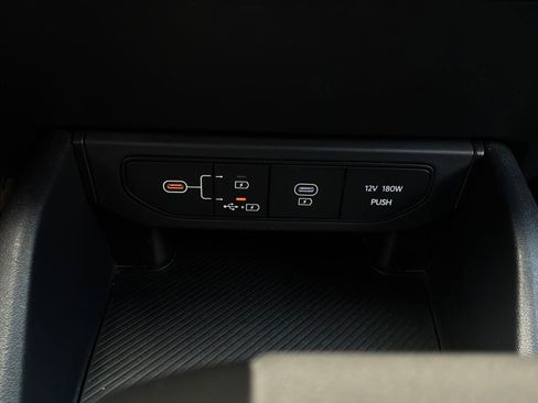 Used 2025 Kia K4 FWD image 25