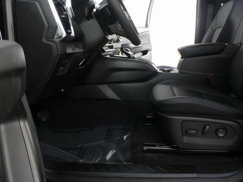 New 2026 GMC Canyon Elevation w/ Convenience Package image 15