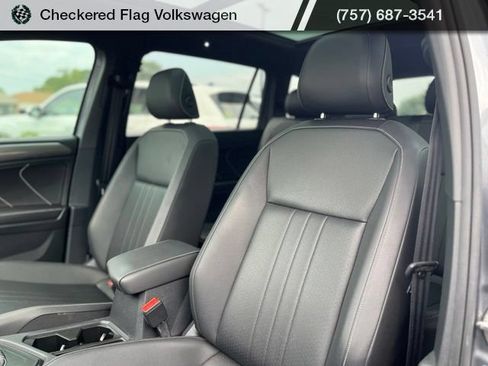 Used 2023 Volkswagen Tiguan SE R-Line FWD image 20