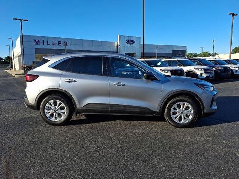 Certified 2023 Ford Escape Active w/ Cold Weather Package FWD image 7