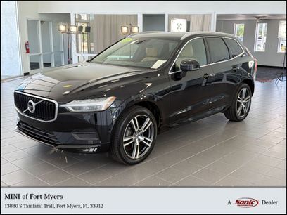 Used 2019 Volvo XC60 T5 Momentum w/ Multimedia Package