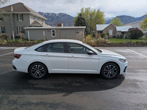 New 2026 Volkswagen Jetta Sport image 2