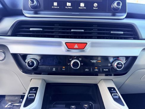 Used 2020 Kia Telluride S AWD/4WD image 14