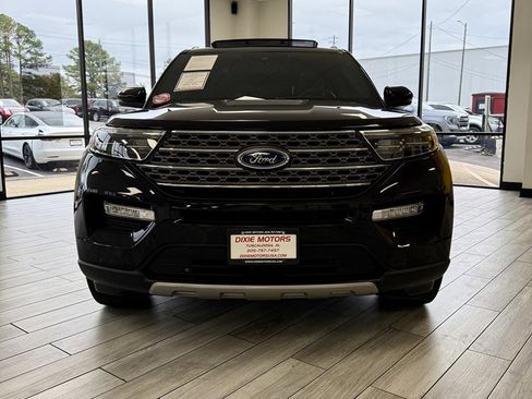 Used 2022 Ford Explorer King Ranch image 2