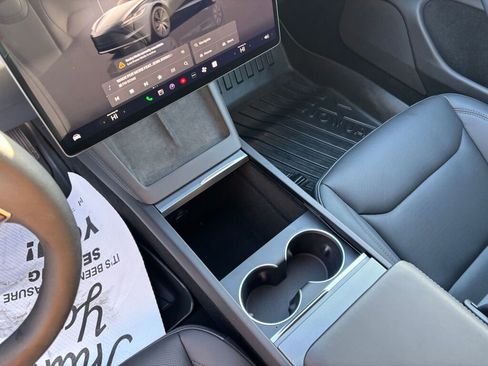 Used 2024 Tesla Model 3 image 18