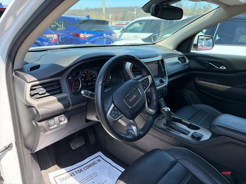 Used 2017 GMC Acadia Denali w/ Technology Package AWD/4WD image 18