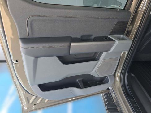 New 2025 Ford F150 Lariat w/ Equipment Group 501A Mid image 21