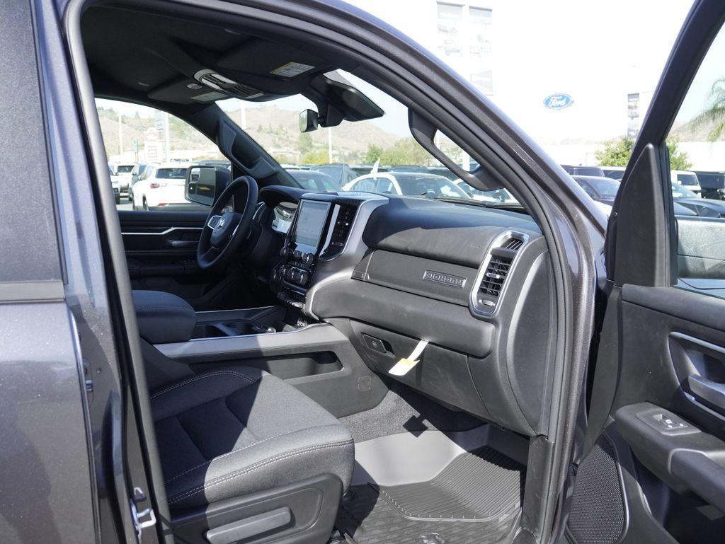 New 2026 RAM 1500 Big Horn AWD/4WD image 31