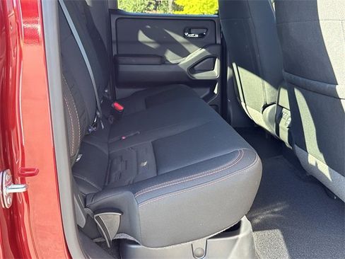 Certified 2025 Nissan Frontier PRO-4X w/ Pro Convenience Package image 16