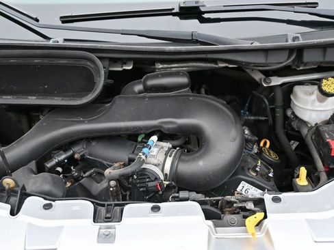 Used 2019 Ford Transit 350 XL image 35