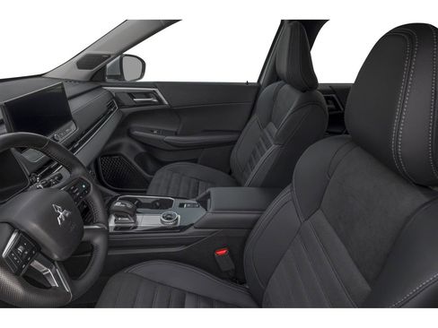 New 2025 Mitsubishi Outlander SE image 41