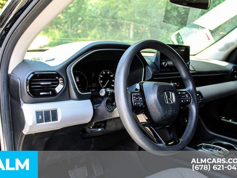 Used 2024 Honda Pilot LX image 31