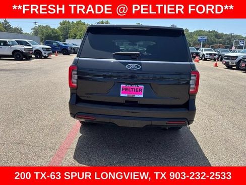 Used 2024 Ford Expedition Limited AWD/4WD image 16