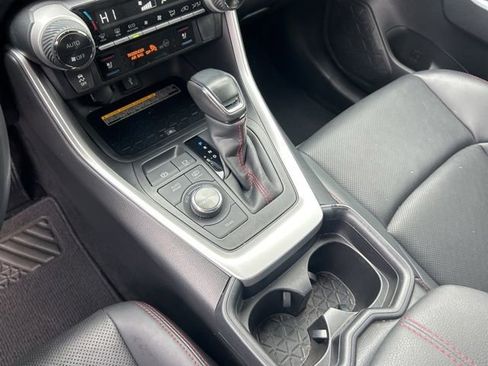 Used 2021 Toyota RAV4 XSE w/ Premium Package image 25