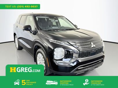 Used 2023 Mitsubishi Outlander ES