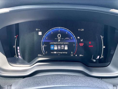 Used 2026 Toyota Corolla SE FWD image 25