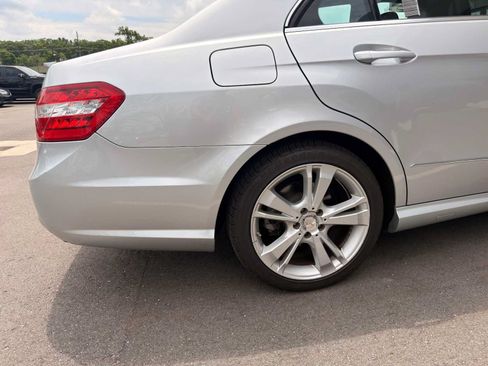 Used 2012 Mercedes-Benz E 350 4MATIC Sedan image 7
