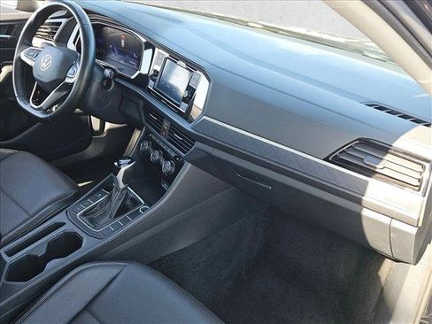 Used 2024 Volkswagen Jetta SE FWD image 26