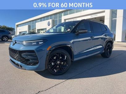 New 2026 Volkswagen Tiguan SE R-Line