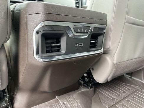 New 2026 GMC Sierra 1500 SLT w/ SLT Premium Package AWD/4WD image 9