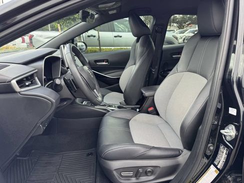 Used 2022 Toyota Corolla XSE FWD image 22