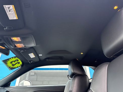 Used 2023 Dodge Challenger SXT w/ Plus Package image 27