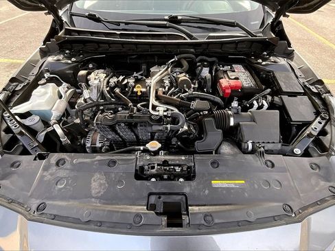 Used 2022 Nissan Altima 2.5 SR image 10