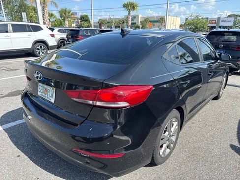 Used 2018 Hyundai Elantra SEL FWD image 9