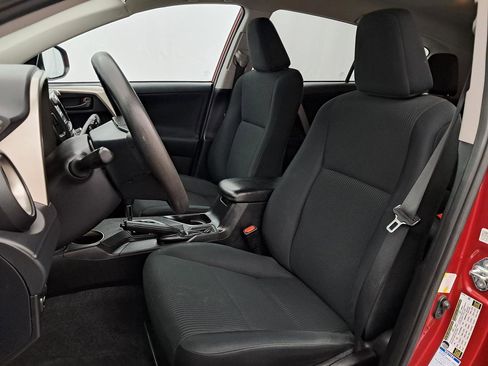 Used 2014 Toyota RAV4 LE image 6
