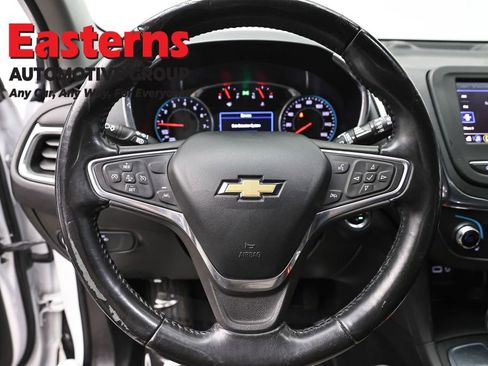 Used 2022 Chevrolet Equinox LT image 10