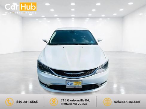 Used 2015 Chrysler 200 Limited w/ Convenience Group FWD image 2