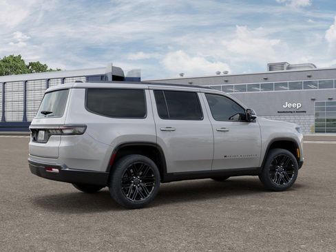 New 2026 Jeep Grand Wagoneer Limited AWD/4WD image 4