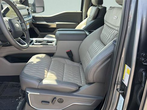 New 2026 Ford F350 Platinum AWD/4WD image 9