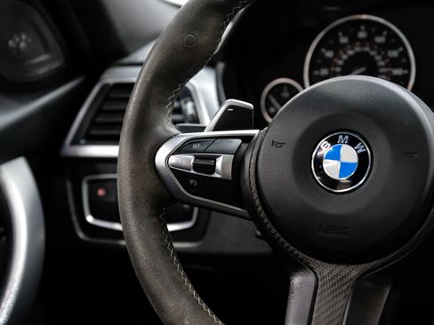 Used 2018 BMW 340i Sedan image 25