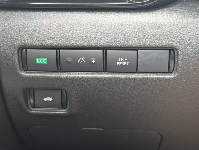 Used 2025 Nissan Sentra SR FWD image 20